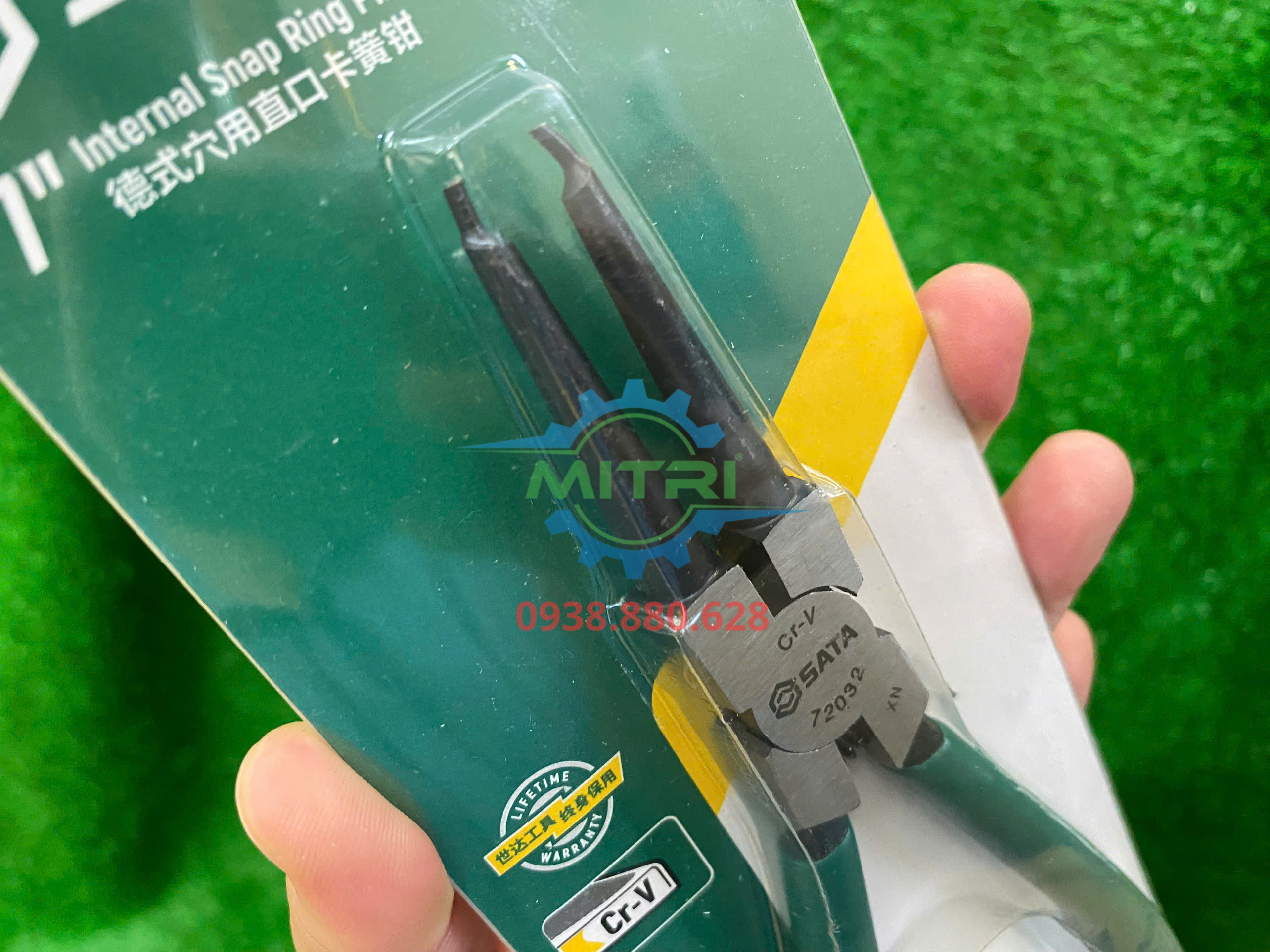 Cận cảnh mũi kìm Sata 72032 thép Cr-V