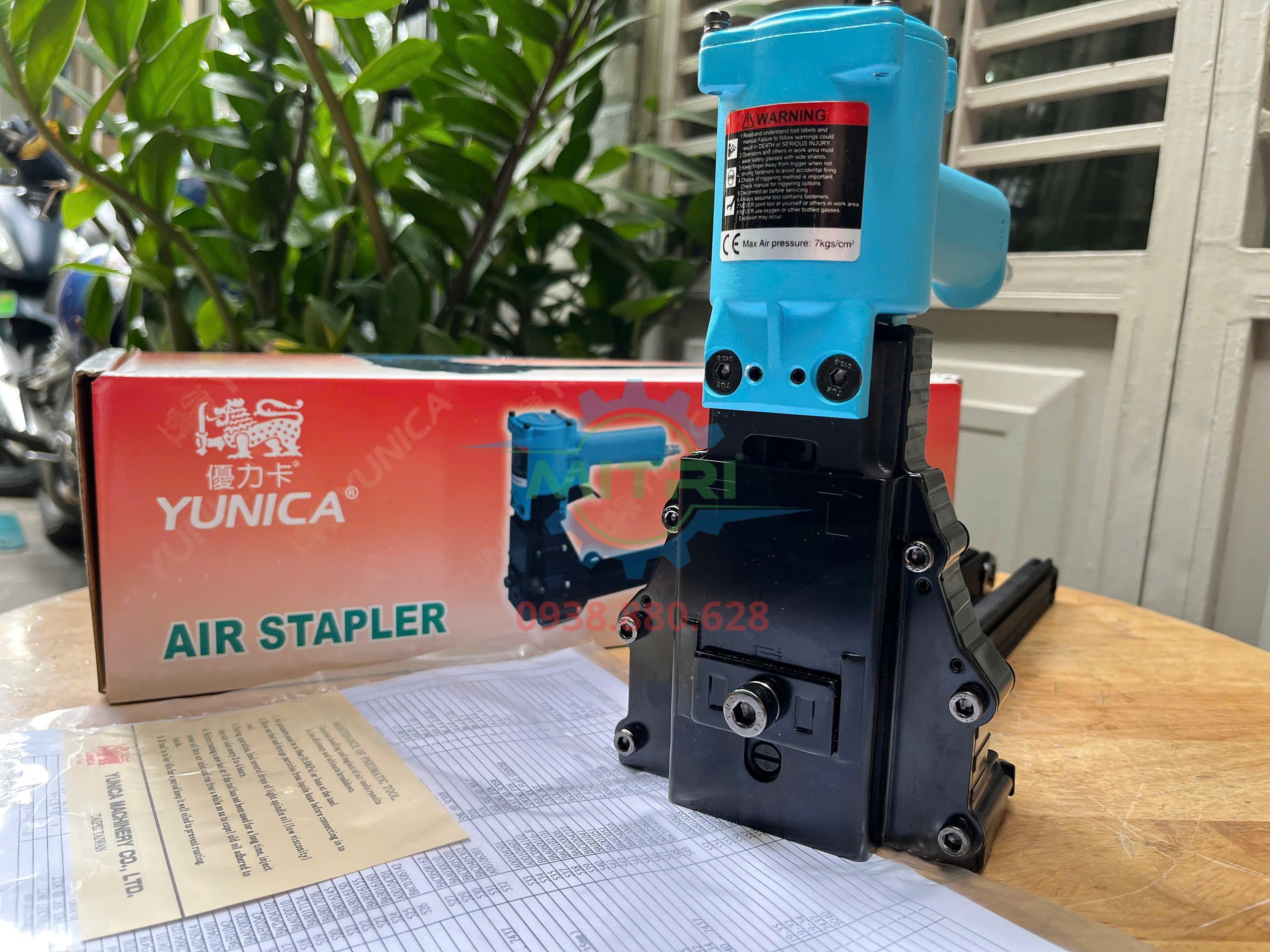 Súng bắn ghim YUNICA ACS-19 dùng khí nén