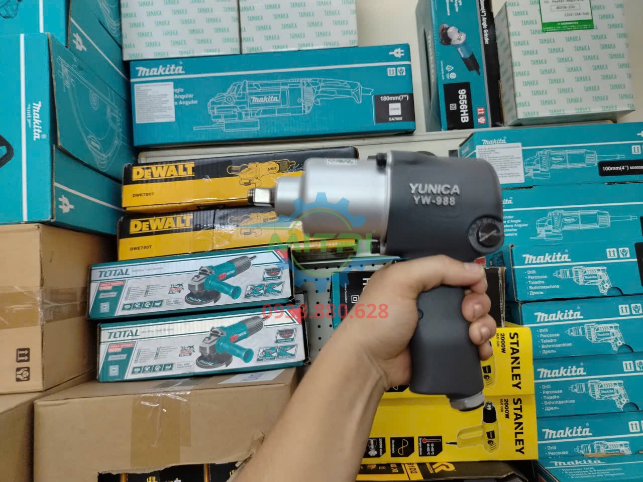 Súng siết bu lông Yunica YW-988 dùng cho công việc lắp ráp cơ khí phù hợp