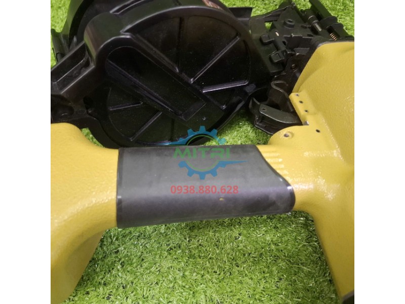 Tay cầm bọc cao su chống trượt của máy Meite CN100