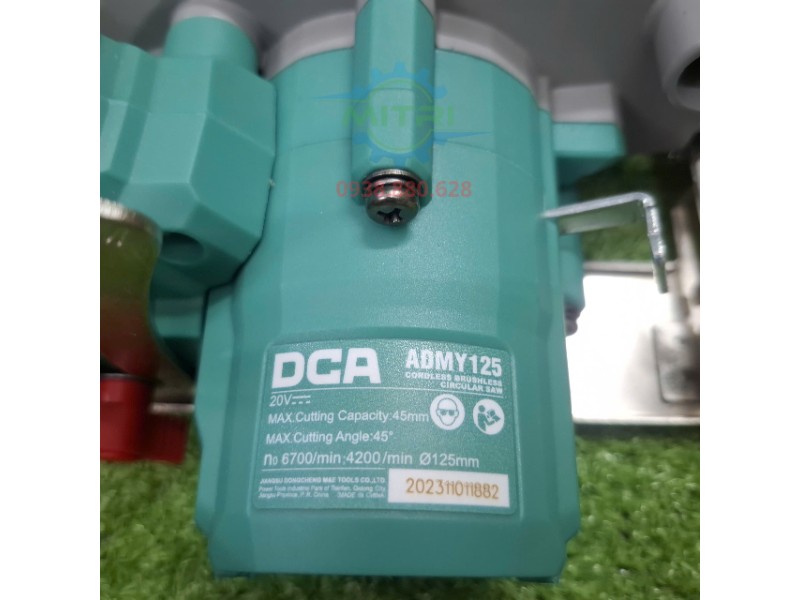 Tem model máy cưa đĩa DCA ADMY125DM chính hãng