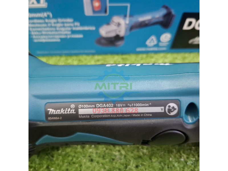 Tem model Makita DGA402RFE chính hãng