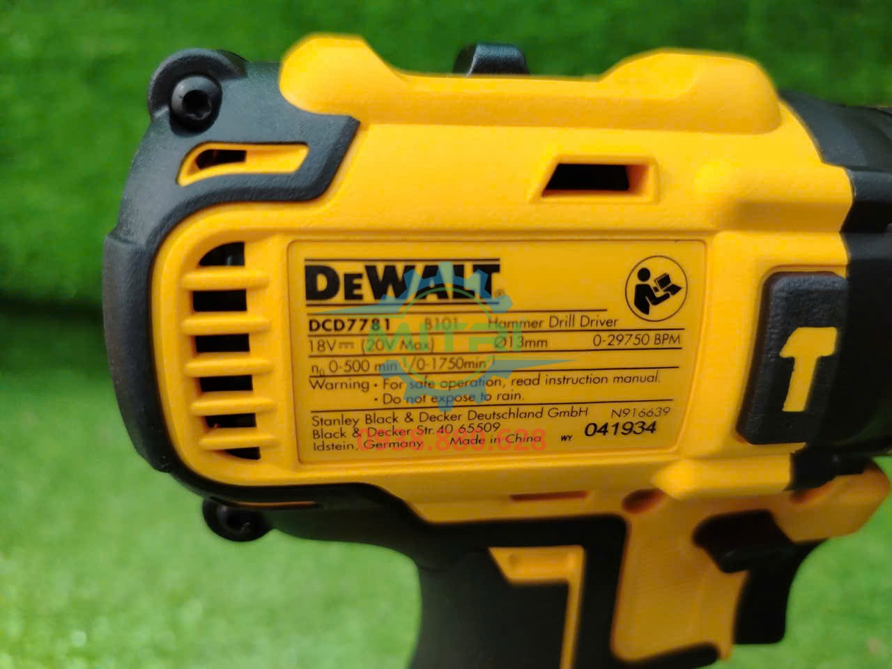 Tem thông số máy khoan vặn vít dùng pin Dewalt DCD7781D2-B1
