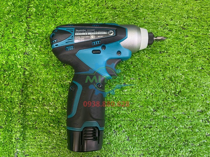 Tem thông số máy bắt vít Makita TD090DWE