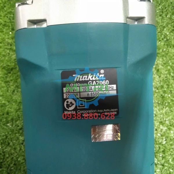 Tem thông số máy mài góc Makita GA7060