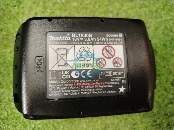 Tem thông số pin Makita 18V 3.0Ah BL1830B