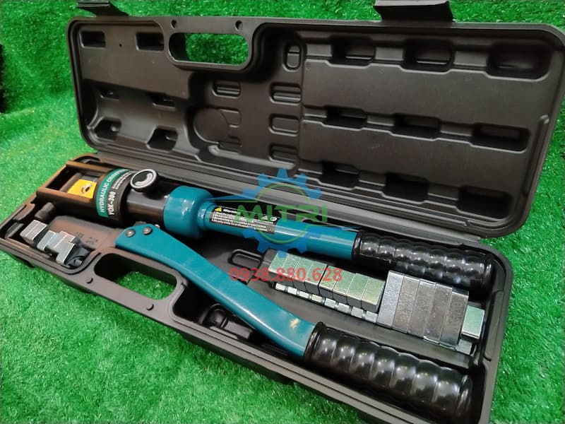 Thực tế kim thủy lực YQK-300 tại Minh Triết