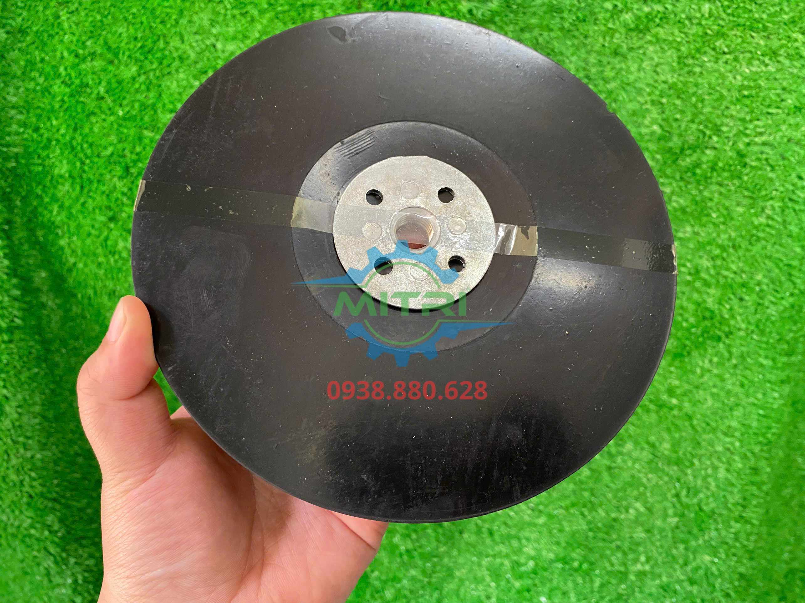 Total TAC7111801 đĩa cao su máy đánh bóng 7 inch