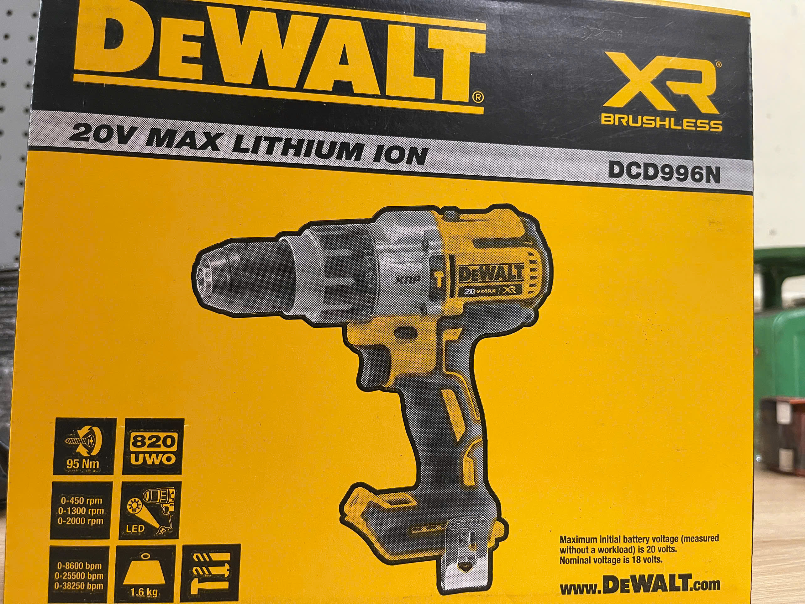 Máy khoan cầm tay 18V Dewalt DCD996N chính hãng