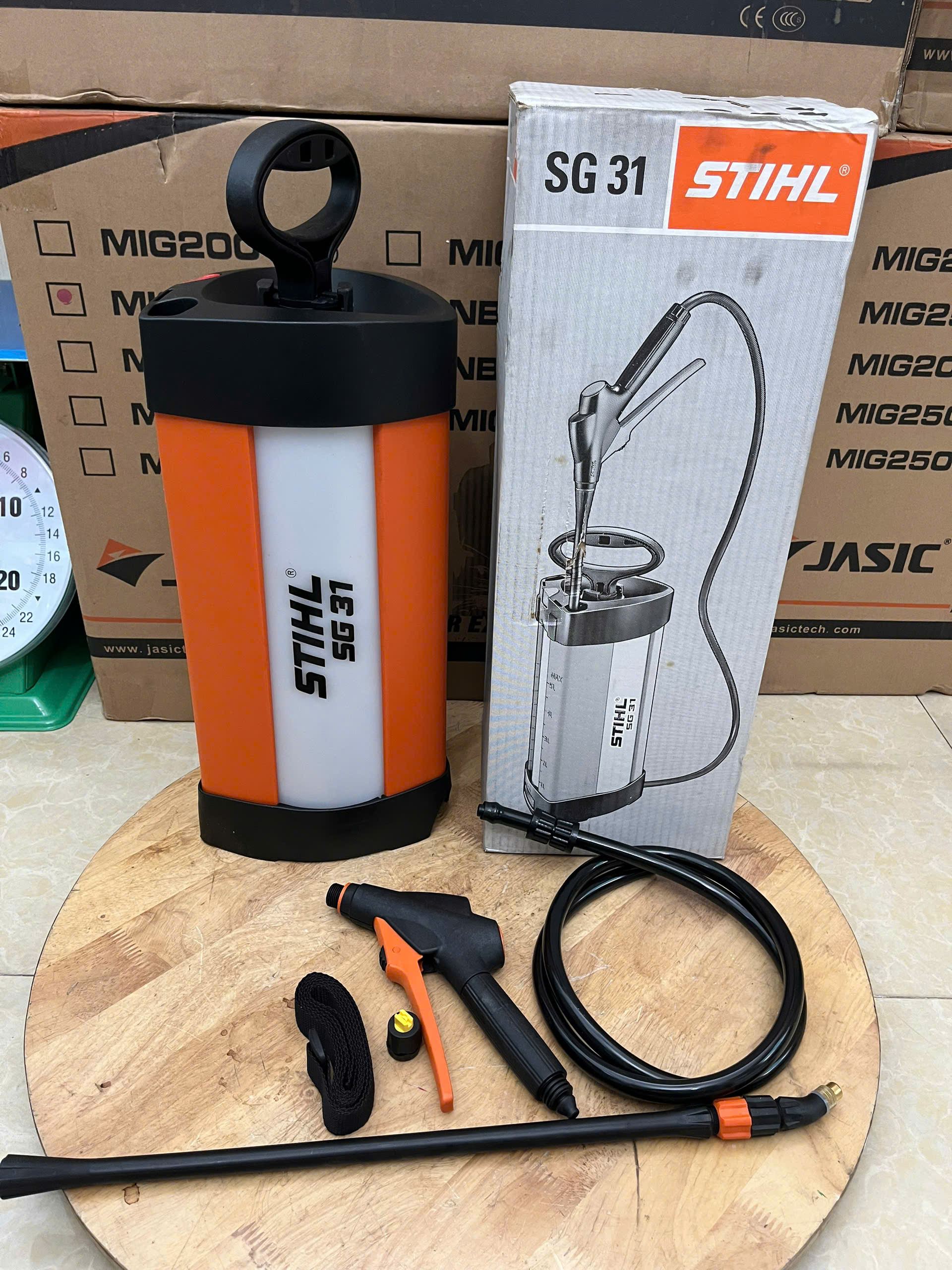 Bình phun thuốc STIHL SG31