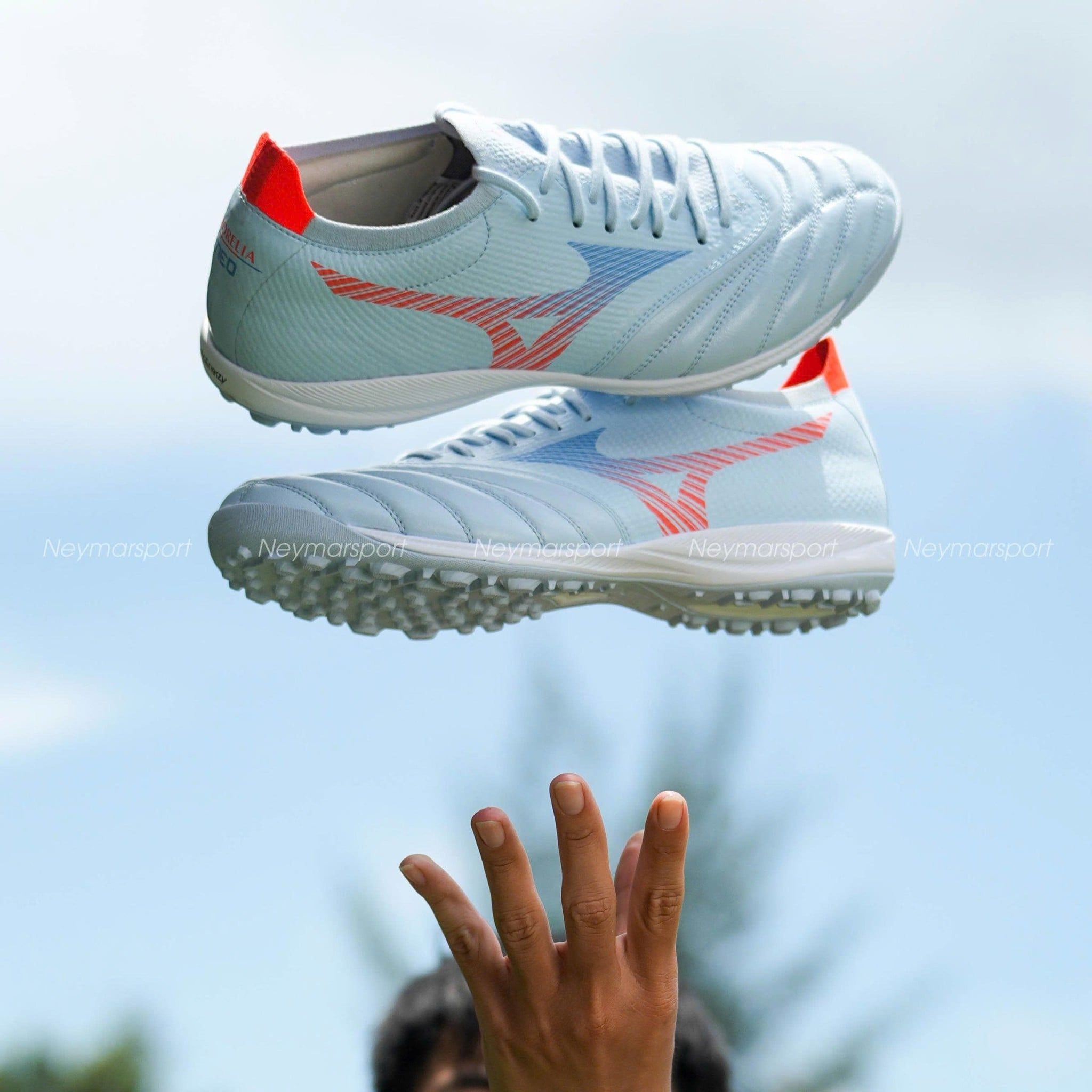 Review Mizuno Morelia Neo V Beta Pro TF: Siêu phẩm da K lưỡi gà liền