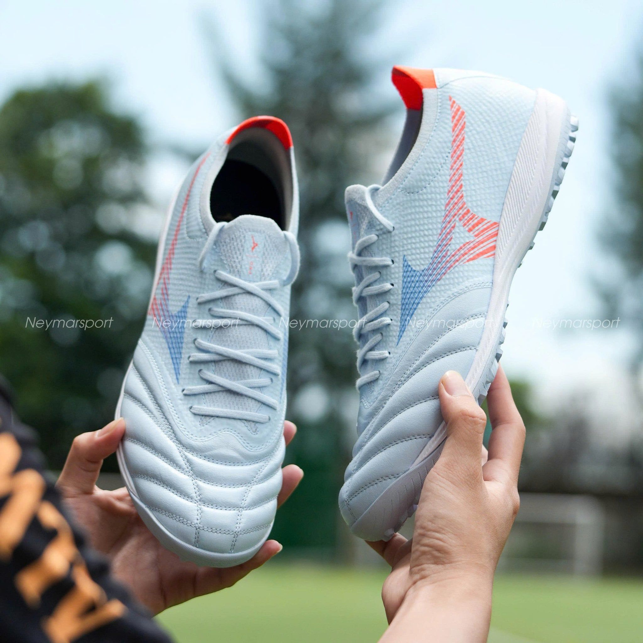Review Mizuno Morelia Neo V Beta Pro TF: Siêu phẩm da K lưỡi gà liền