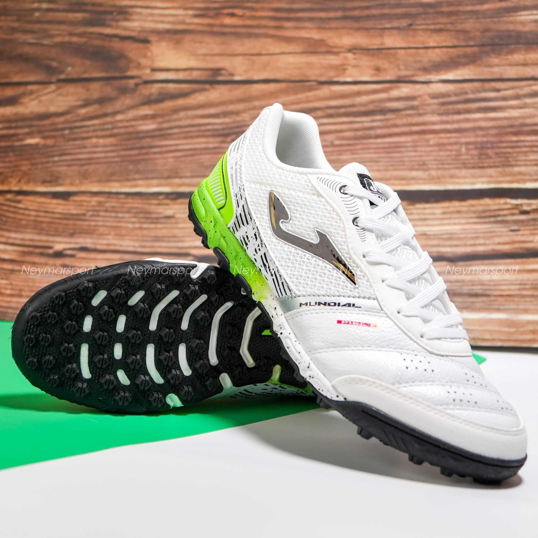 Review Joma Mundial TF: Giày đá bóng da thật giá rẻ cho chân bè