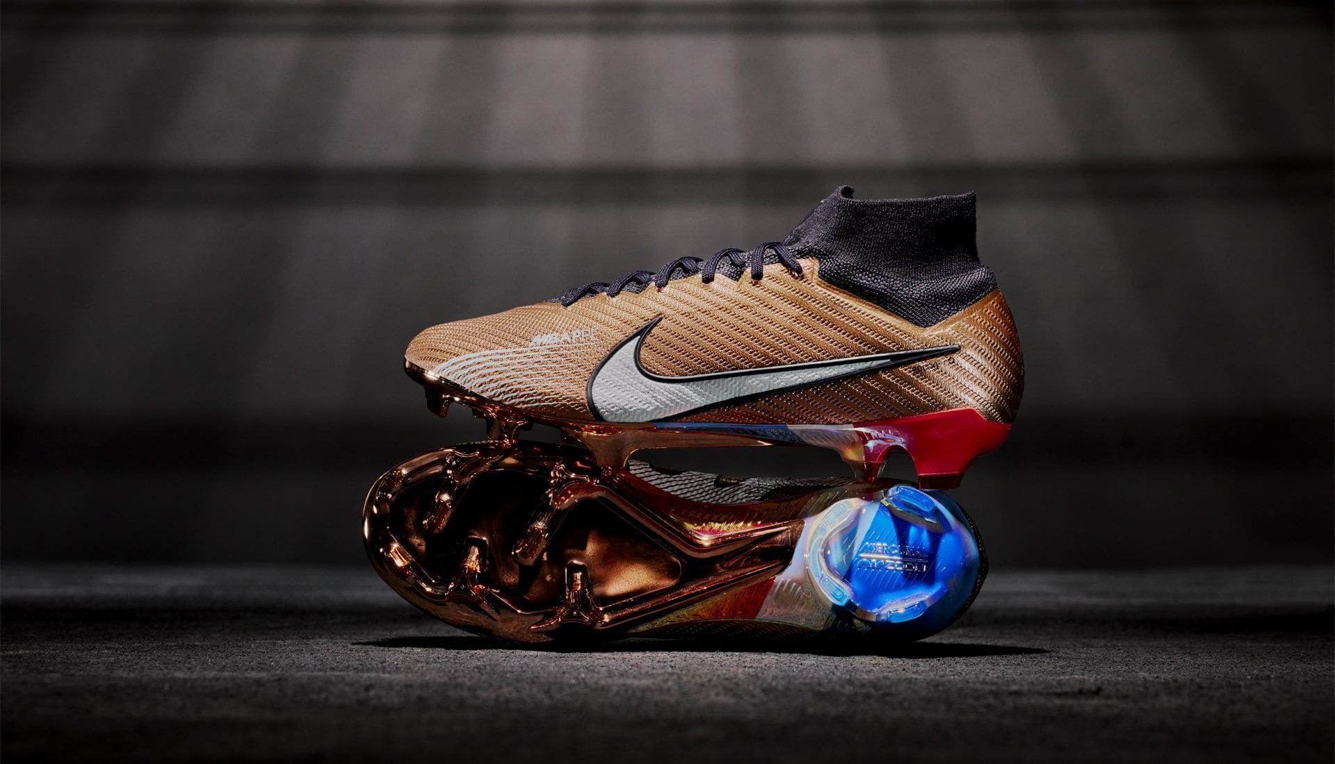 Tất tần tật các phiên bản Nike Mercurial Signature của Kylian Mbappé