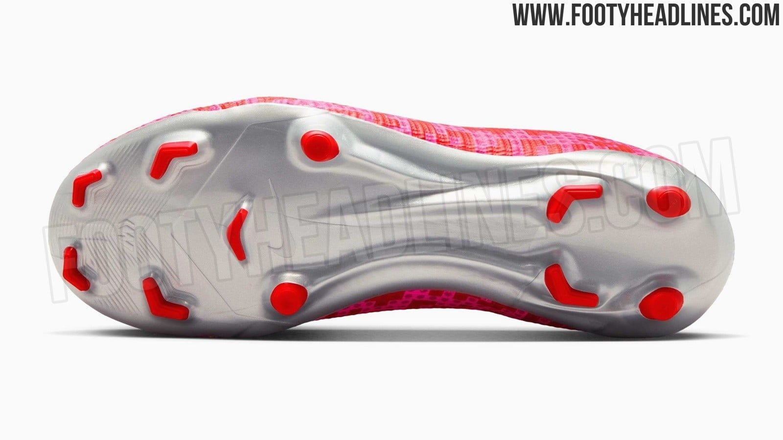 Rò rỉ những hình ảnh của BST Nike x LEGO Mercurial 2026 đặc biệt