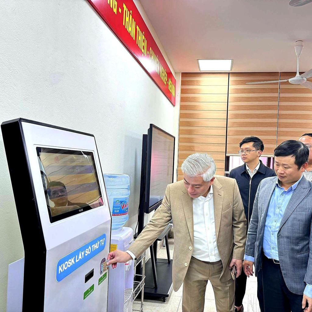 Triển Khai Hệ Thống Xếp Hàng Tự Động Tại Phường Phương Canh