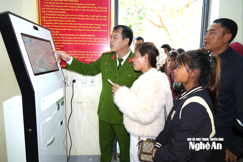 Triển khai hệ thống kiosk dịch vụ công cho Cơ quan Công an xã Mường Xén