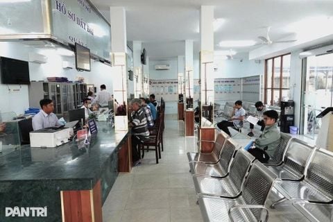 Hệ thống kiosk chuyển đổi số đã cập bến TTHCC xã Cần Đước, Tây Ninh