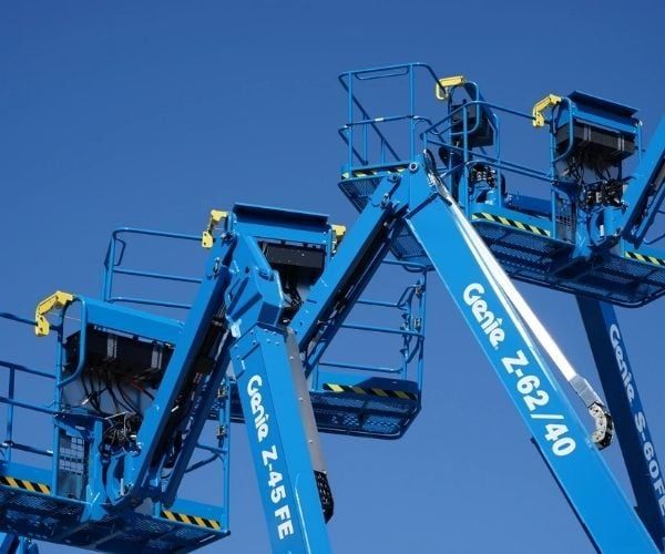 Xe nâng cần có tải trọng phân bổ mặt sàn thấp, chống nứt vỡ