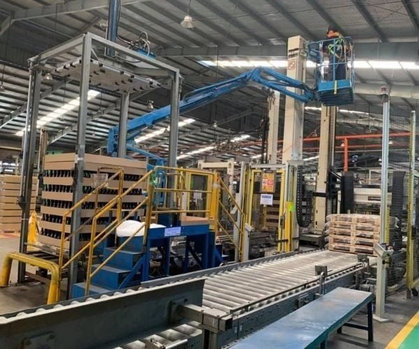 Nhu cầu và thách thức khi thi công trên cao tại KCN Gò Dầu