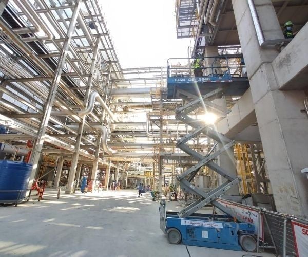 Lợi ích của thuê xe nâng người ở KCN Hố Nai