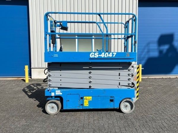 Xe nâng người cắt kéo GS-4047 được sản xuất bởi Genie
