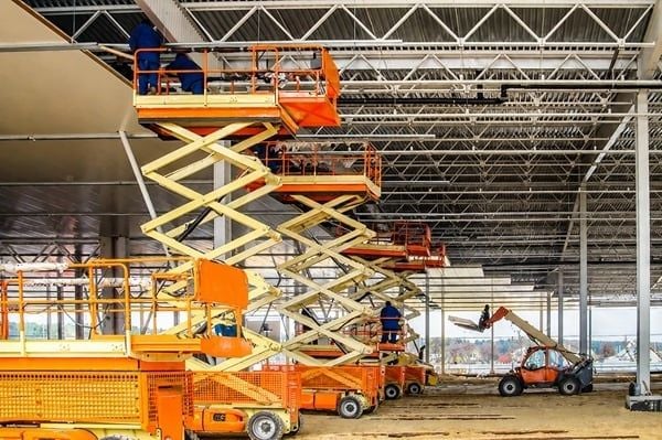Mê Kông Việt Nam cung cấp dịch vụ cho thuê xe nâng phục vụ nhiều mục thi công