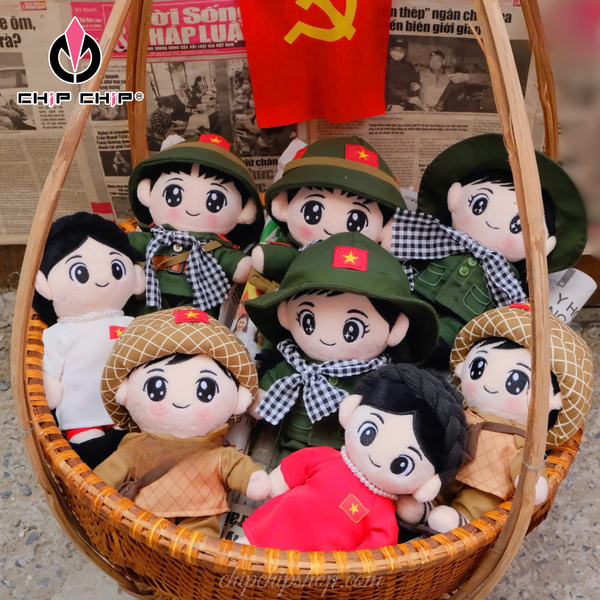 Yêu Nước Theo Cách Của Người Trẻ Qua Những Chú Gấu Bông Yêu Nước