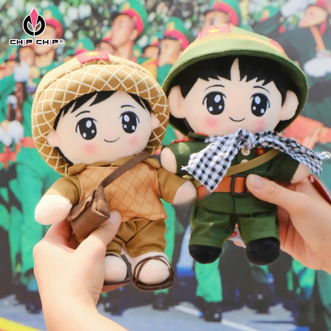 Thế Hệ Trẻ Tiếp Nối Lòng Yêu Nước Theo Cách Đặc Biệt Qua Xu Hướng Gấu Bông Yêu Nước