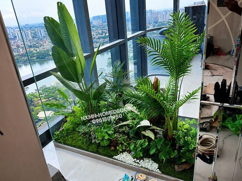 Góc chụp khác của tiểu cảnh hoàn thiện, thể hiện rõ bố cục nhiều lớp cây.