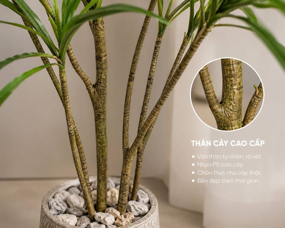 cận cảnh thân cây giả cao cấp rất giống cây thật
