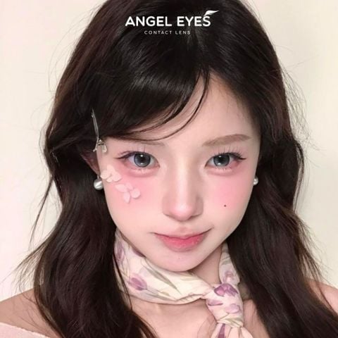 Make Tone Hồng Nên Đeo Lens Màu Gì? Mẹo 