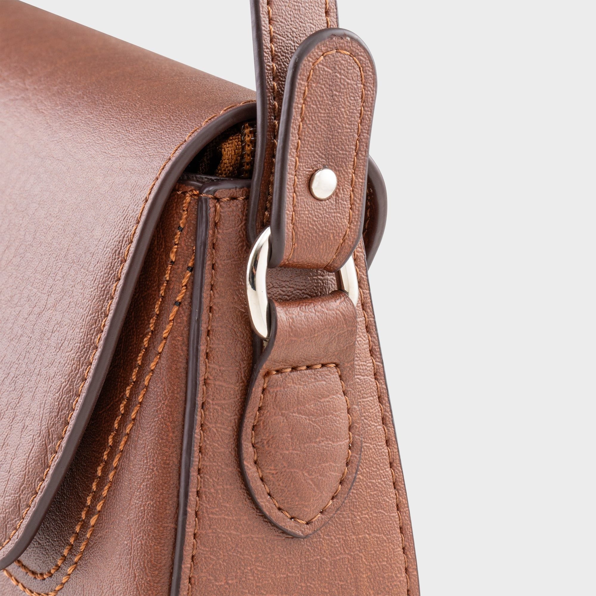 Túi đeo chéo nữ LATA HN150