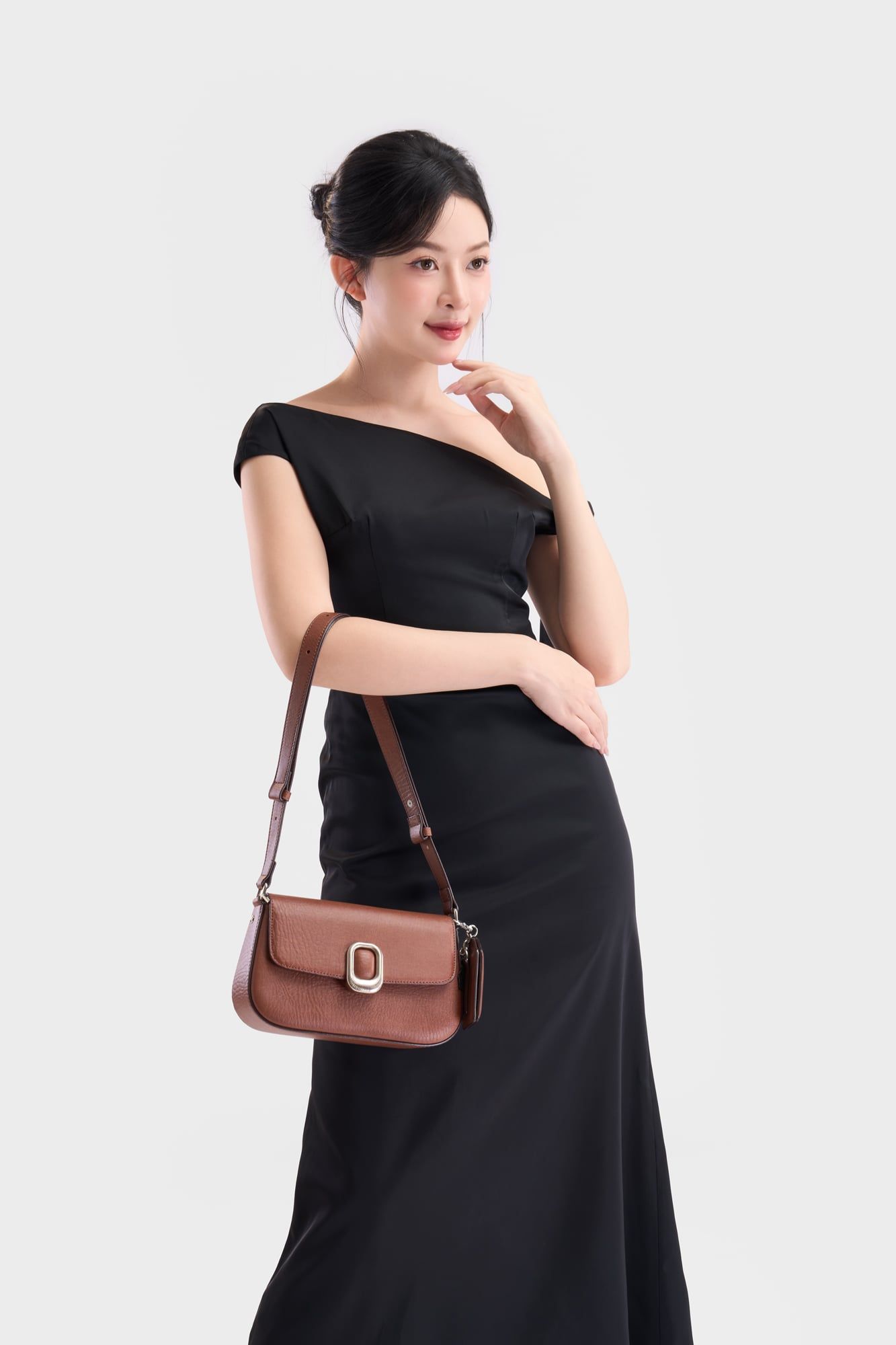 Túi Lata (Thời trang nữ khóa oval phối gương mini - Túi đeo chéo da HN144)