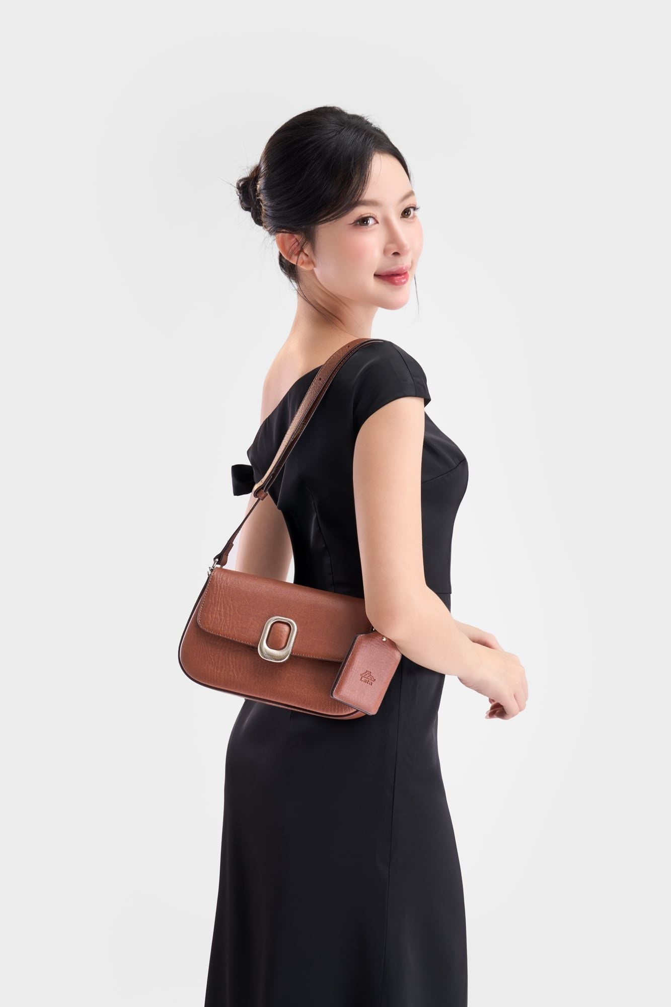 Túi Lata (Thời trang nữ khóa oval phối gương mini - Túi đeo chéo da HN144)