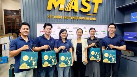 TRUNG THU ẤM ÁP – TRAO GỬI YÊU THƯƠNG