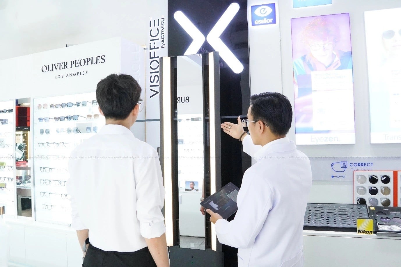 VNExpress: Mắt Kính Shady Hướng Đến Hệ Sinh Thái Chăm Sóc Thị Lực Toàn Diện