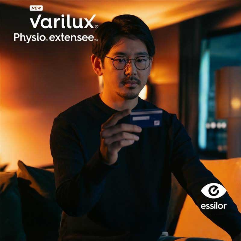 Tròng Kính Đa Tròng Đổi Màu Phân Cực Essilor Varilux Physio Extensee Transitions XTRActive Polarized 1.50/ 1.60/ 1.67