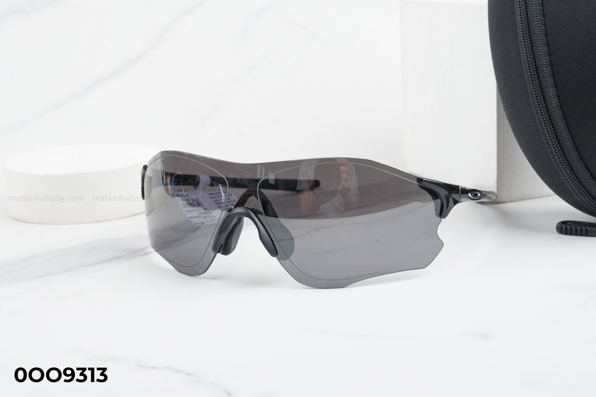 Oakley Eyewear - Sunglasses - 0OO9313