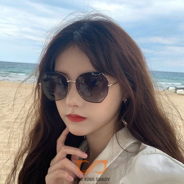 kính mát nữ