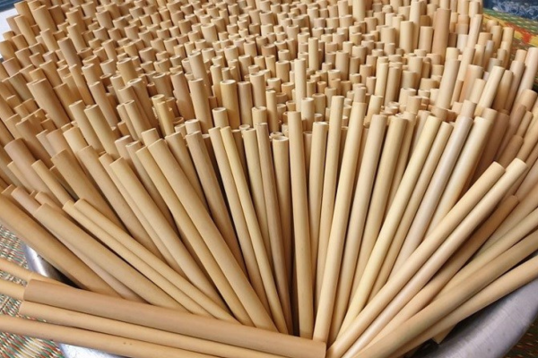 Ống Hút Tre – Lựa Chọn Xanh Cho Cuộc Sống Hiện Đại