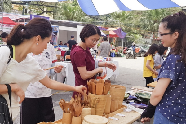 Khởi nghiệp với đồ gia dụng bằng tre, thân thiện môi trường