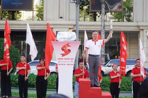 Ngọn lửa của Hành trình Đỏ 2026 chính thức được thắp lên tại Thành phố mang tên Bác