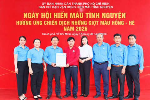 “NHỮNG GIỌT MÁU HỒNG – HÈ” NĂM 2026: GẦN 300 ĐƠN VỊ MÁU ĐƯỢC TRAO ĐI