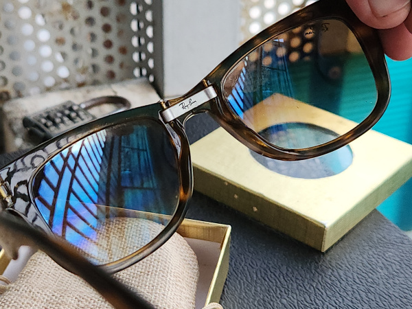 kính mát hàng hiệu Rayban 4105 RB tròng đồi mồi đẹp