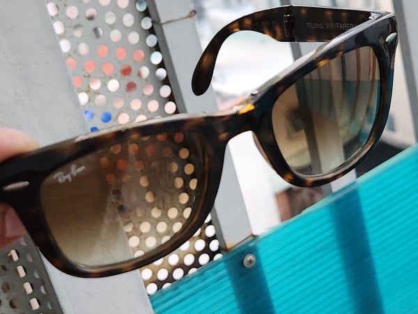 kính mát hàng hiệu Rayban 4105 RB tròng đồi mồi đẹp