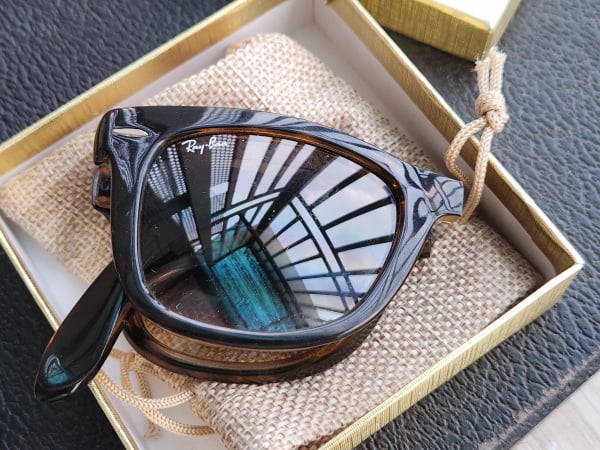 kính mát hàng hiệu Rayban 4105 RB tròng đồi mồi đẹp