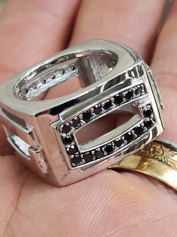 nhẫn mỹ xưa hàng hiệu Gucci bạc 925 đính đá lấp lánh