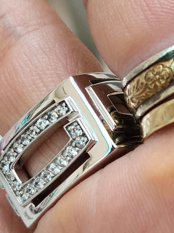 nhẫn mỹ xưa hàng hiệu Gucci bạc 925 đính đá lấp lánh