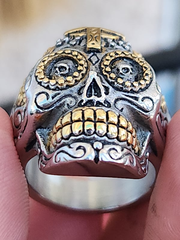 nhẫn mỹ xưa Gothic kiểu đầu lâu và hoa